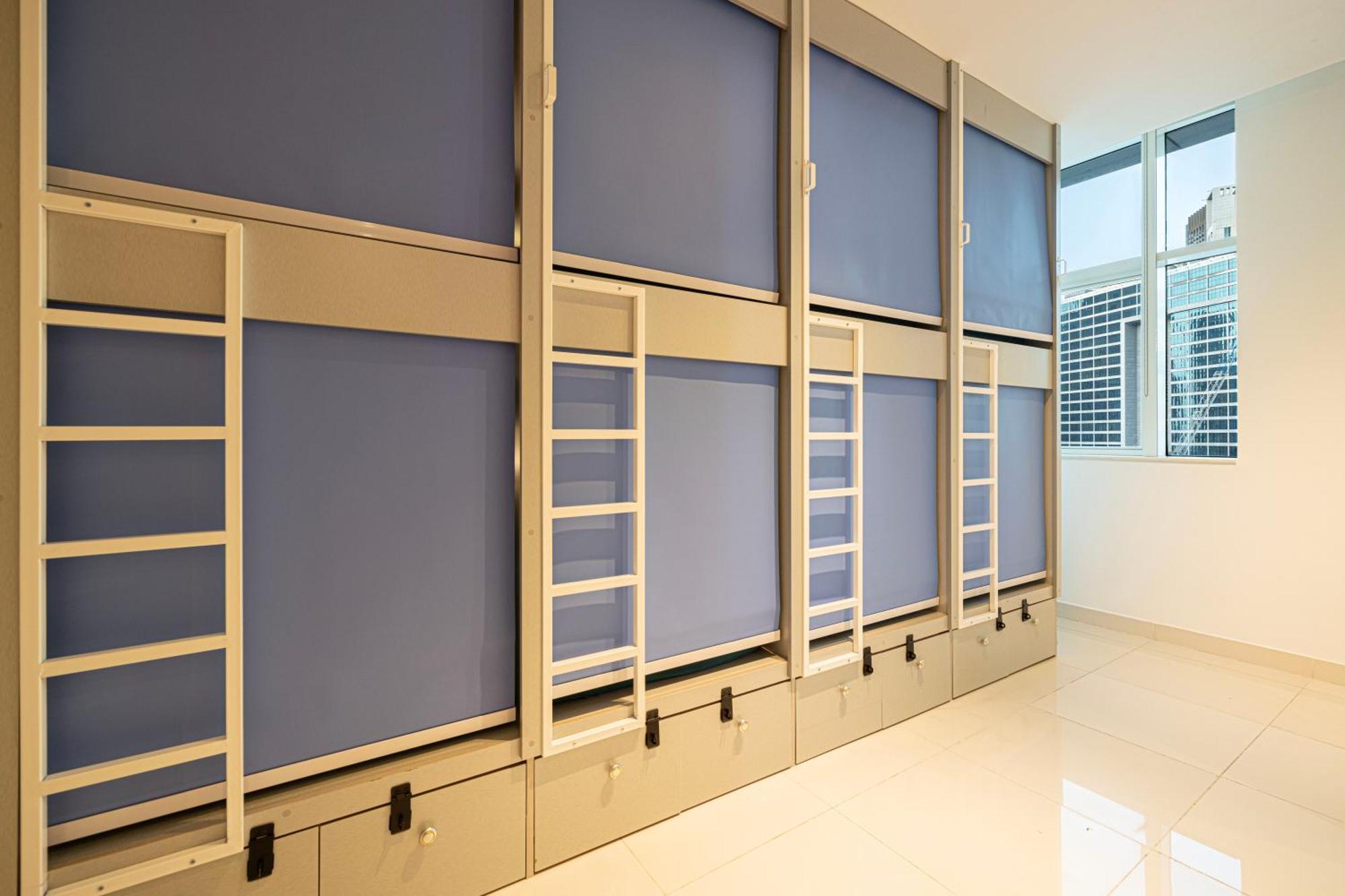 Next'House - Downtown Views Host Hostel Dubai Exterior photo